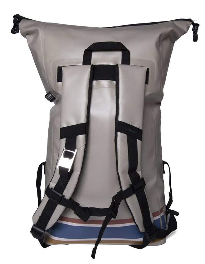 Vissla waterproof hotsell backpack