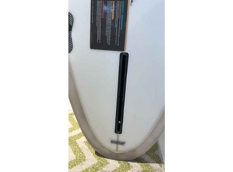 CREATIVE ARMY 6'10" HUEVO PU FCSII 2+1 SAND STONE (B GRADE)