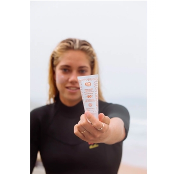 EQ SUNSCREEN SPF50+ 100ML