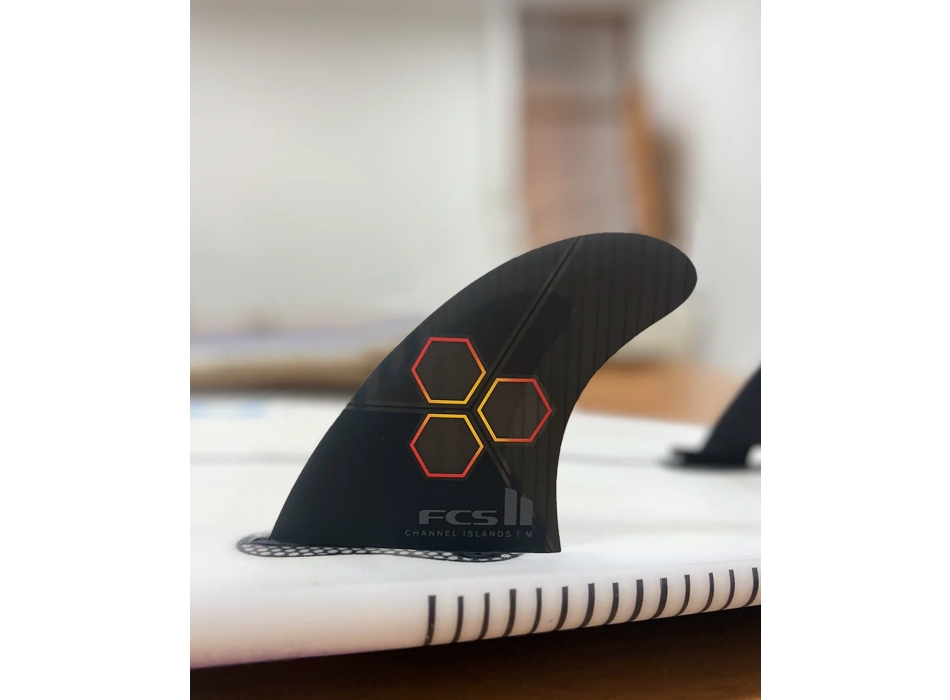 FCS II CHANNEL ISLAND PC TRI FIN SET BLACK FLAME