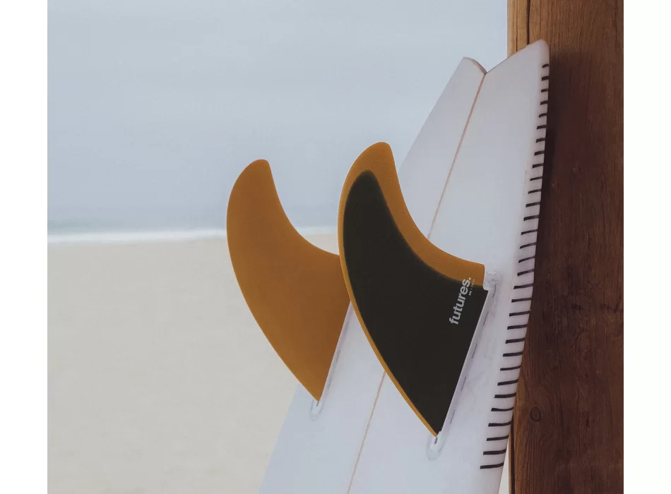 FUTURES FINS EN TWIN FINS FIBERGLASS