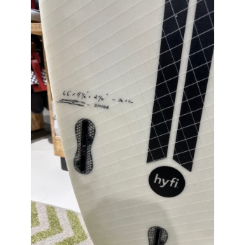 JS SURFBOARDS 6'6 MONSTA HYFI FCSII 36.3 LT. FINS + GRIP (SECOND HAND)
