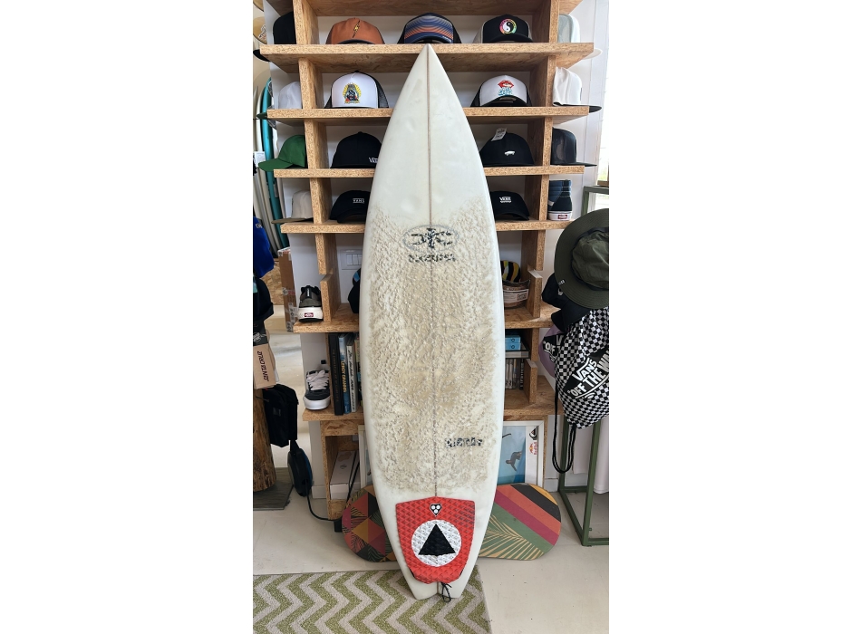 KAZUMA MOI 6'0'' SHORTBOARD (SECOND HAND)