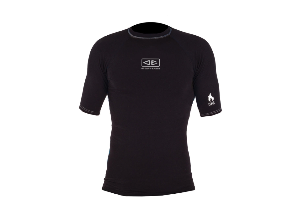 O&E LYCRA BOYS FLAME THERMO SURF SHORT SLEEVE 8-16 YEARS BLACK