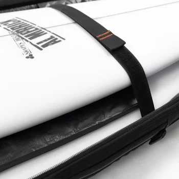 OCEAN & EARTH 6'4" HYPA TRIPLE COFFIN TRAVEL COVER WHEEL 3 BOARDS