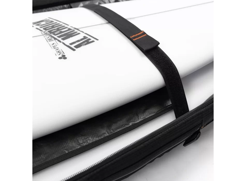 OCEAN & EARTH 6'4" HYPA TRIPLE COFFIN TRAVEL COVER WHEEL 3 BOARDS