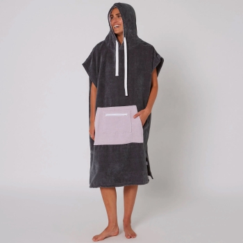 OCEAN & EARTH LADIES DAYDREAM HOODED PONCHO CHARCOAL