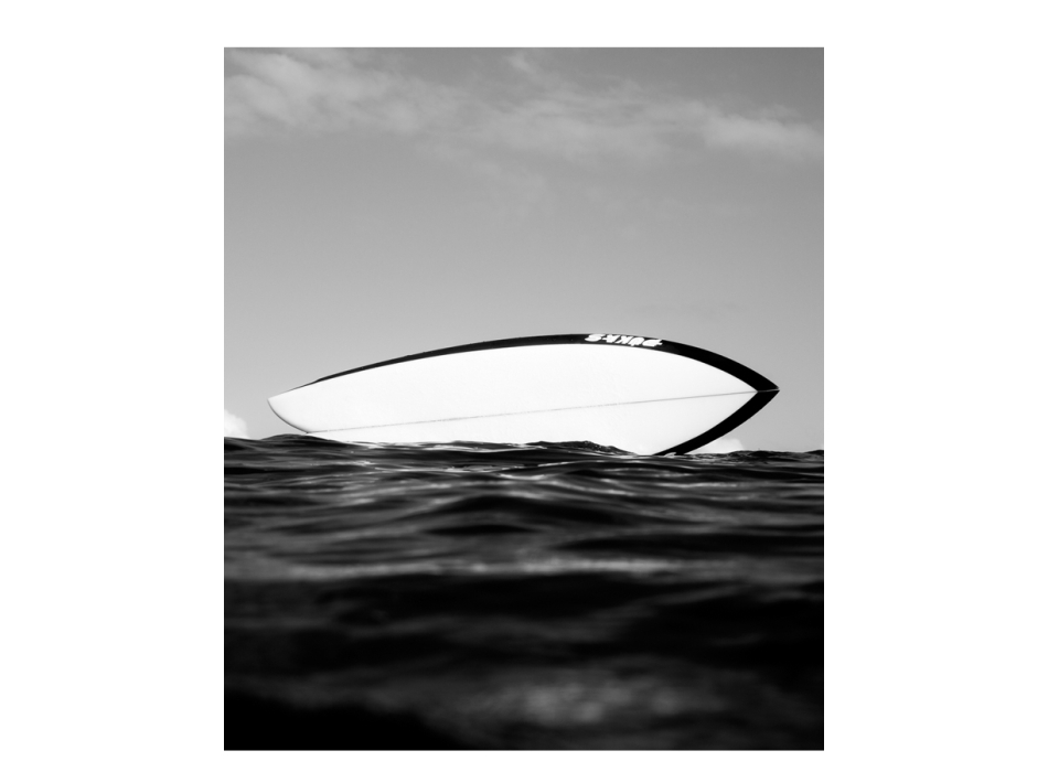 PUKAS CHRIS CHRISTENSON PEGASO 5'10" TWIN FIN BLACK