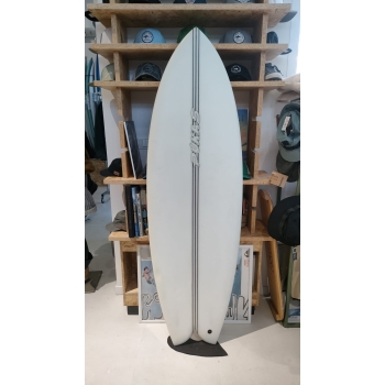 PUKAS SURFBOARDS 5'8' WOMBI FISH' PE BY EYE SYMMETRY