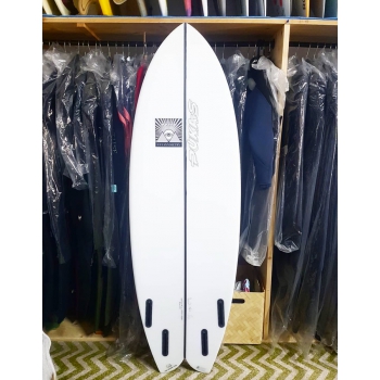 PUKAS SURFBOARDS WOMBI FISH BY EYE SYMMETRY 5'08"