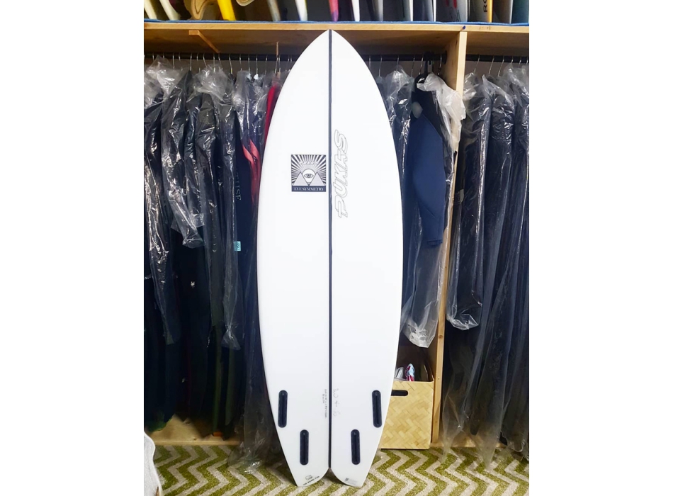 PUKAS SURFBOARDS WOMBI FISH BY EYE SYMMETRY 5'08"