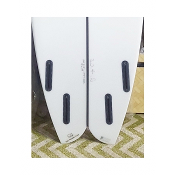 PUKAS SURFBOARDS WOMBI FISH BY EYE SYMMETRY 5'08"