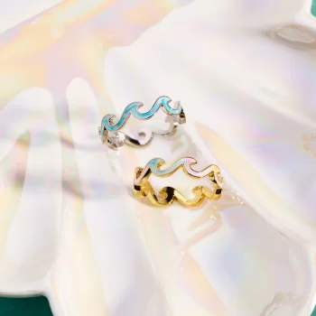 PURA VIDA TIE DYE ENAMELED WAVE RING GOLD