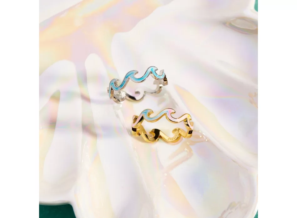 PURA VIDA TIE DYE ENAMELED WAVE RING GOLD