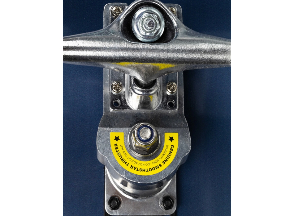 Smoothstar thruster outlet