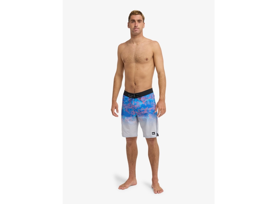 QUIKSILVER BOARDSHORTS HIGHLINE PRINTED 20" NEBULAS BLUE FADE REFLECTION