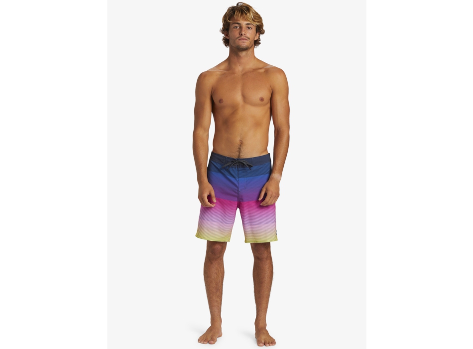 QUIKSILVER BOARDSHORTS SURFSILK NEW WAVE 19" BLACK