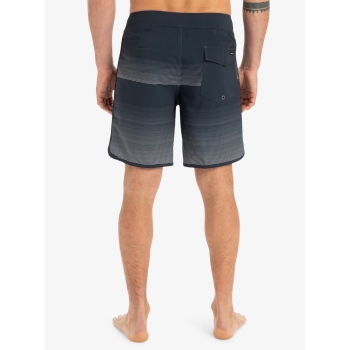 QUIKSILVER BOARDSHORTS SURFSILK SCALLOP 18" BLACK