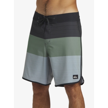 QUIKSILVER BOARDSHORTS SURFSILK TIJUANA 18" BLACK