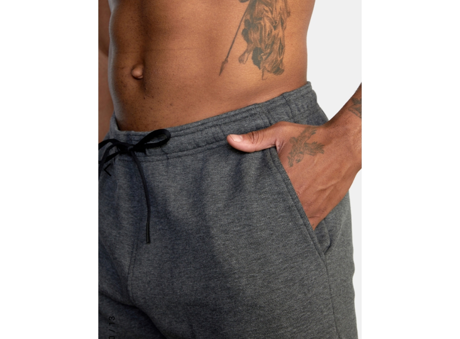 RVCA SPORT ELASTIC WALKSHORTS IV 19"