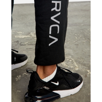 RVCA SWIFT SWEATPANT BLACK