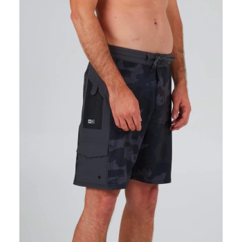 SALTY CREW TRANSOM UTILITY BOARDSHORT 20" BLACK CAMO