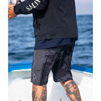 SALTY CREW TRANSOM UTILITY BOARDSHORT 20" BLACK CAMO