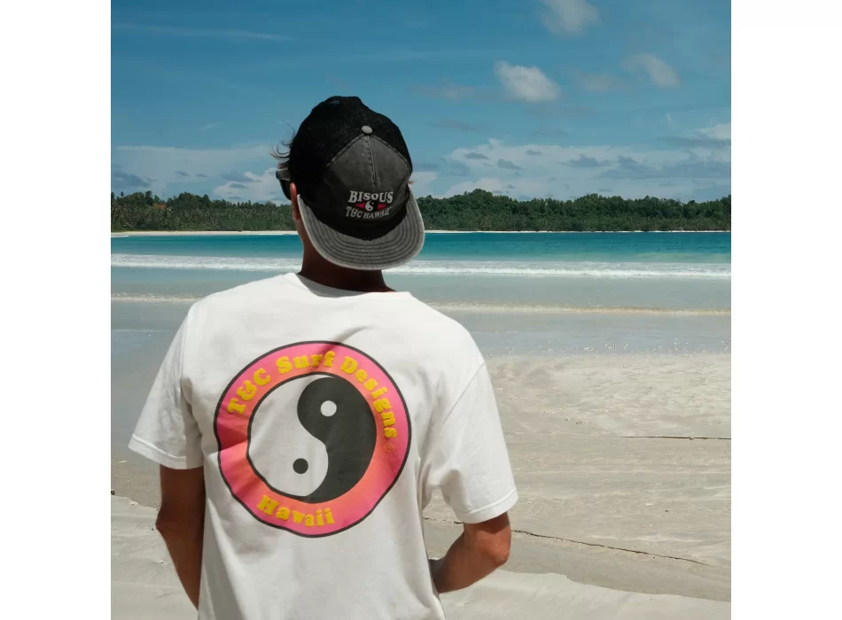 T&C SURF DESIGNS YY LOGO S/S TEE OFF WHITE