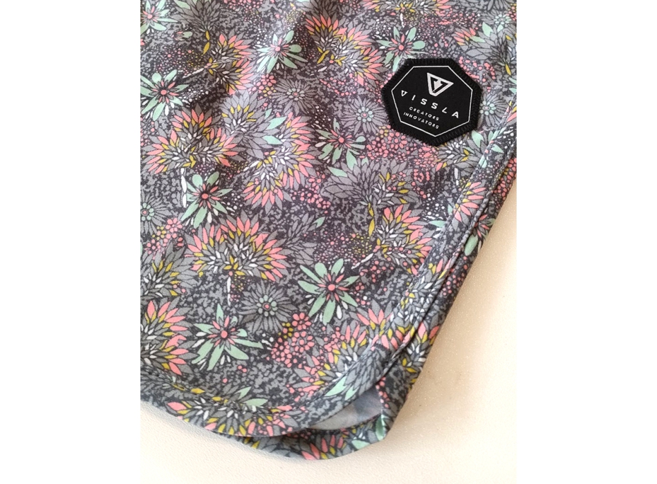 VISSLA BOARDSHORT GREENHOUSE 17.5 GOLD CORAL